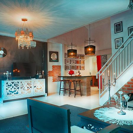 La Favela Club Villa In Seminyak Eksteriør bilde