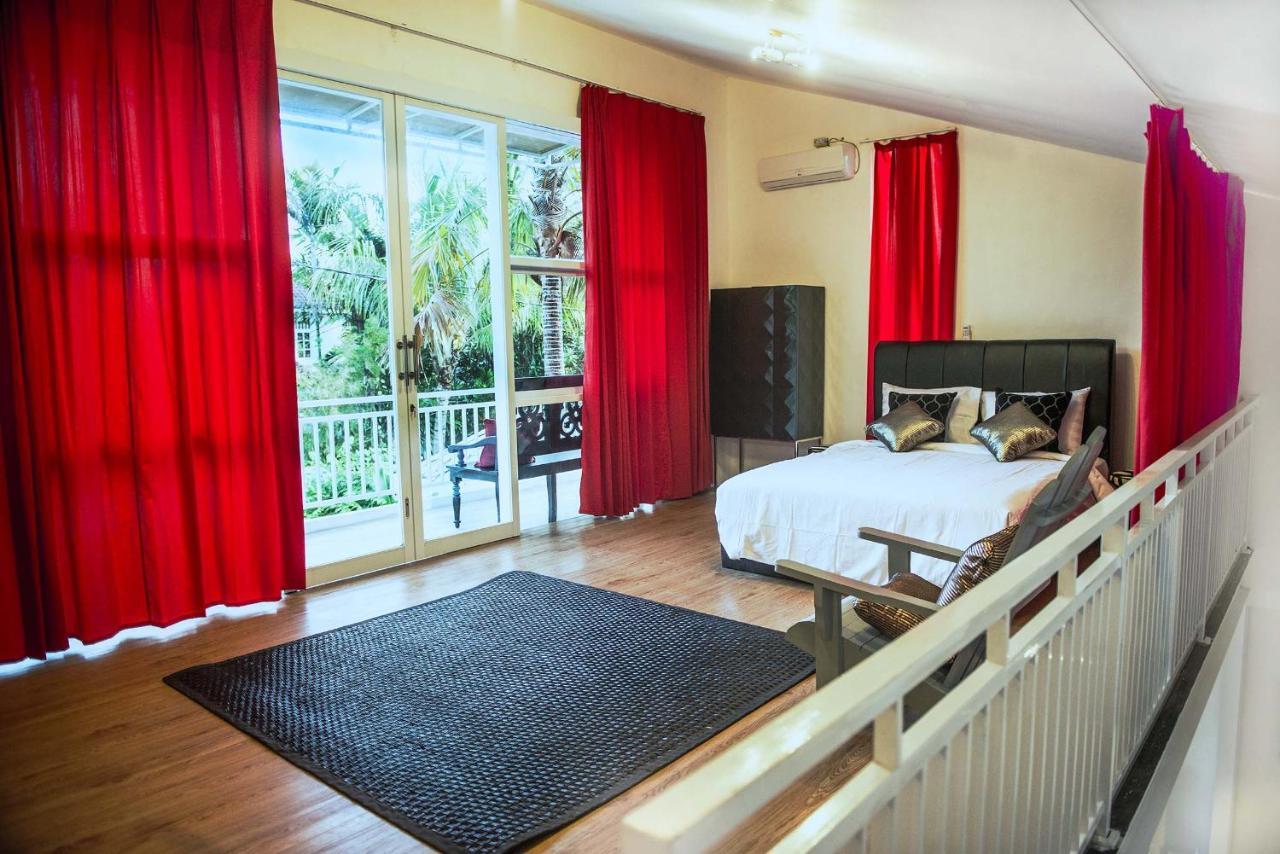 La Favela Club Villa In Seminyak Eksteriør bilde